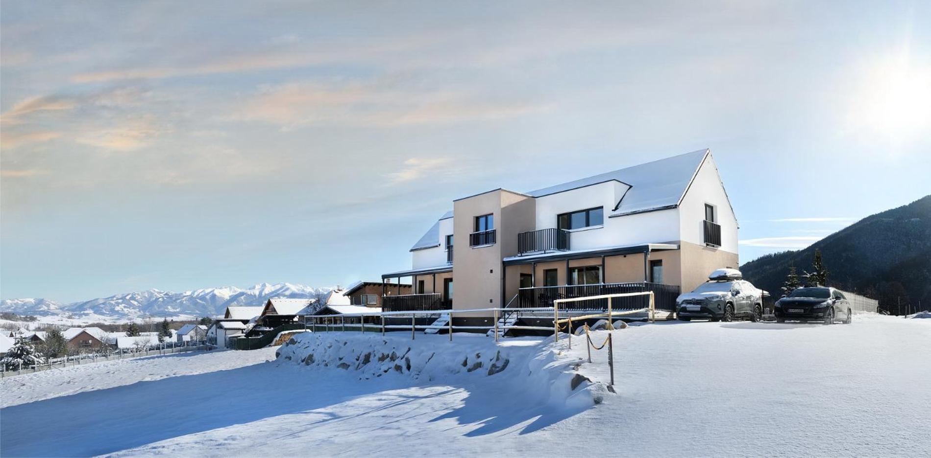 Sky-House Jasna Apartments Pavčina Lehota Eksteriør bilde