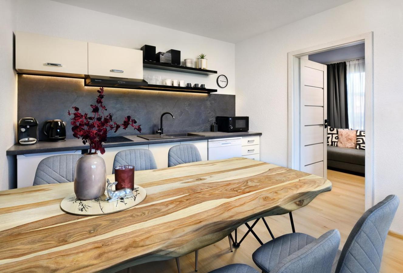 Sky-House Jasna Apartments Pavčina Lehota Eksteriør bilde